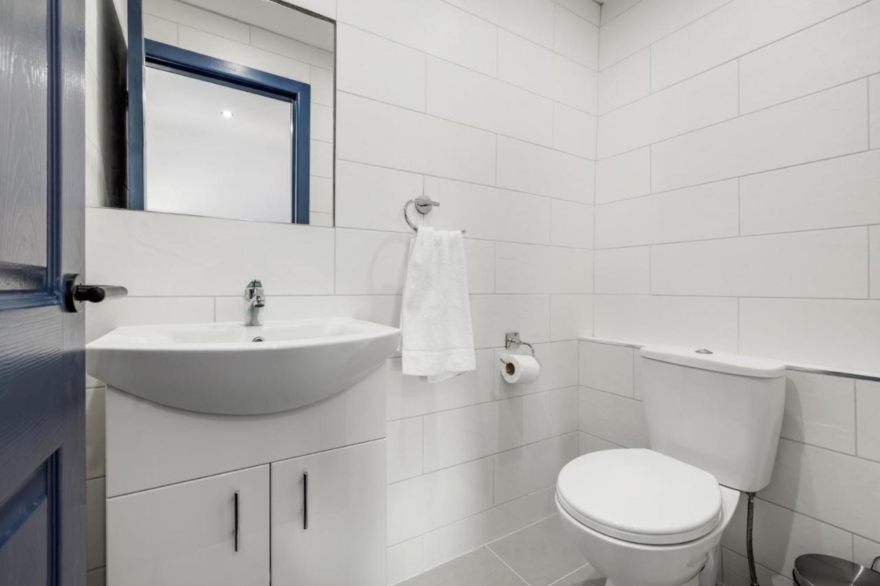 Crystal Towers Sasco