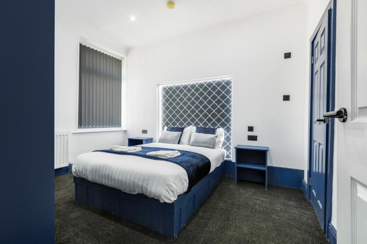 Crystal Towers Sasco * Blackpool